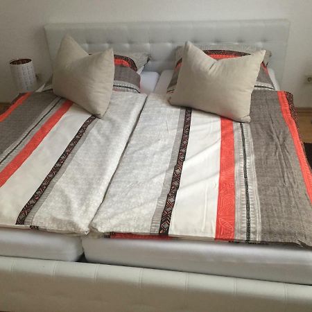 Ferienwohnung Am Schmidtstedter Knoten 에르푸르트 외부 사진