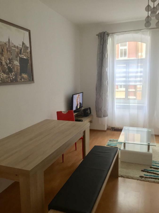 Ferienwohnung Am Schmidtstedter Knoten 에르푸르트 외부 사진